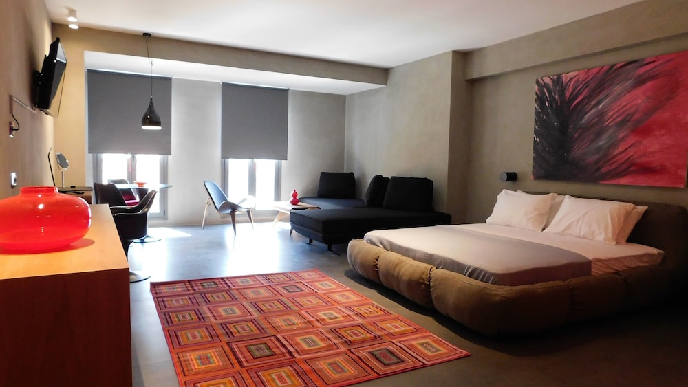 101 Adrianou Luxury Urban Stay 8