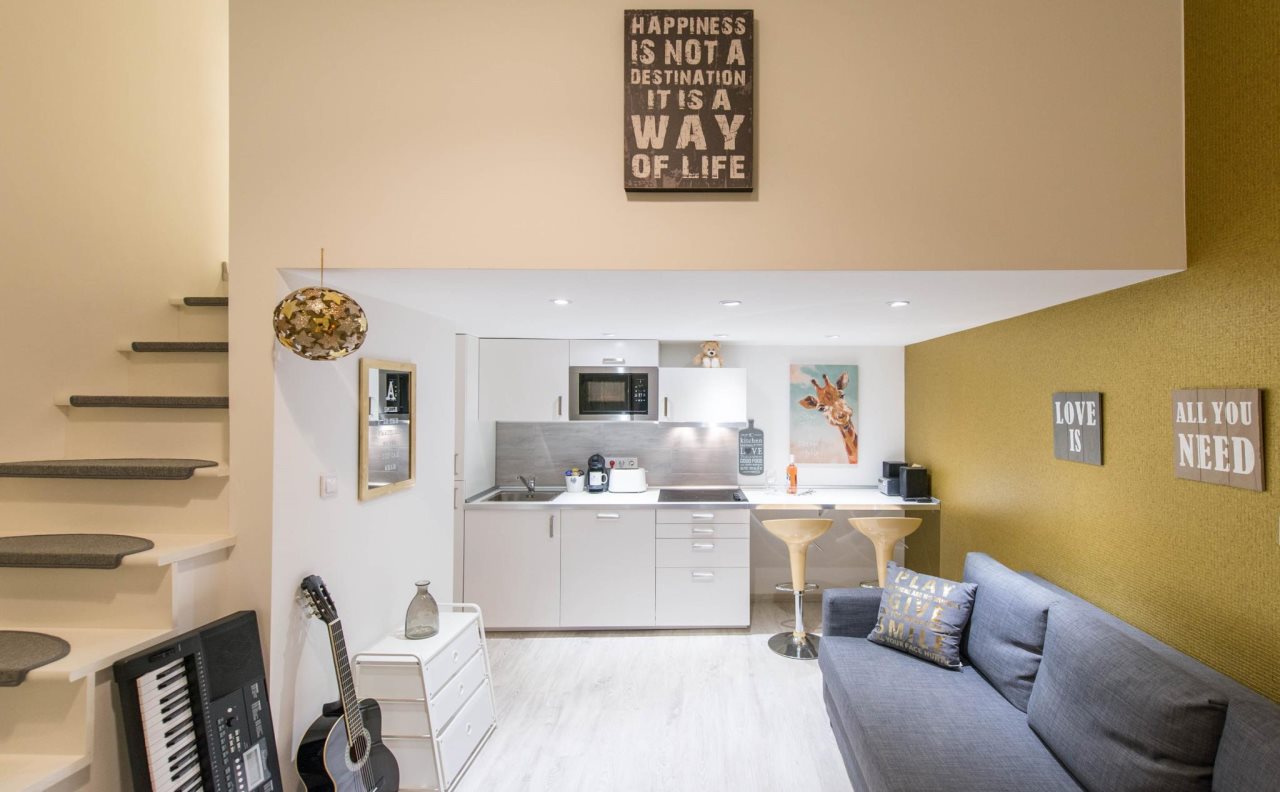 Happy Home Budapest Joy 16