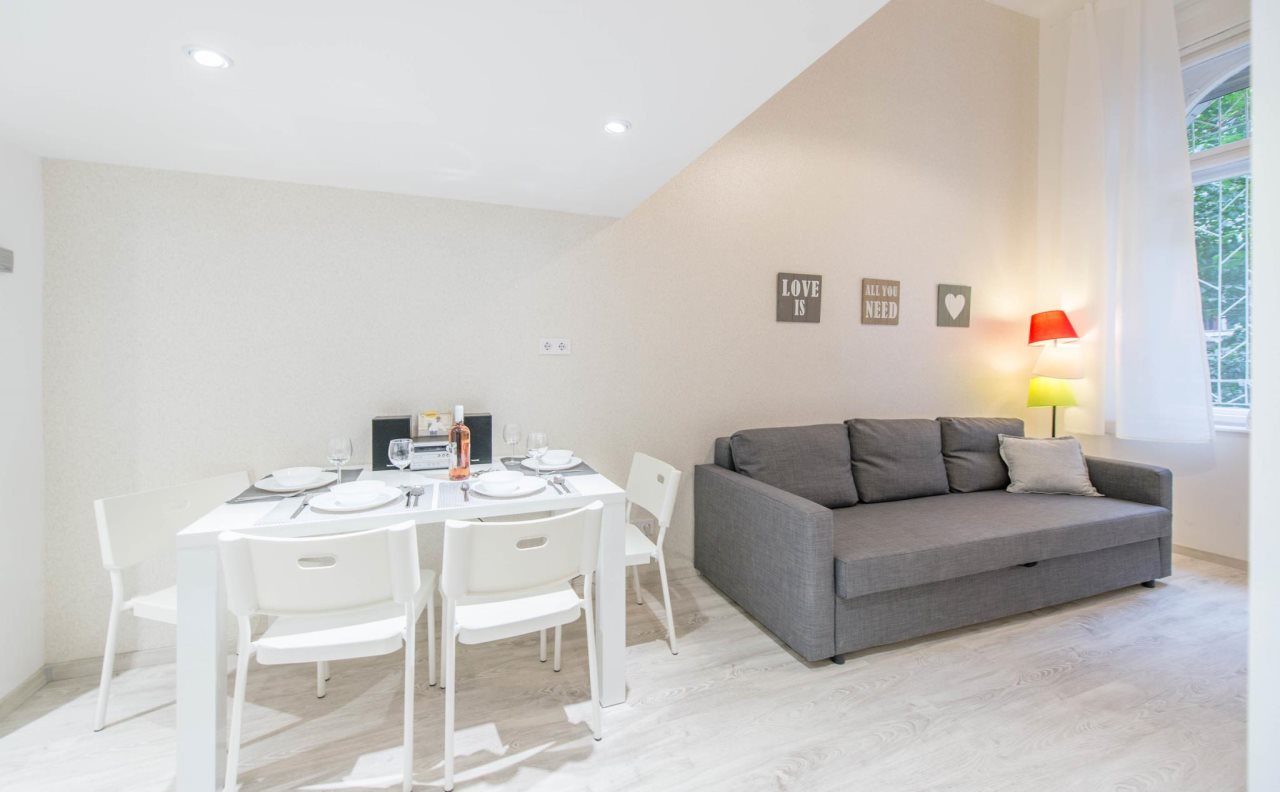 Happy Home Budapest Joy 17