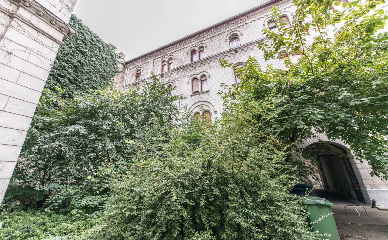 Happy Home Budapest Joy 9