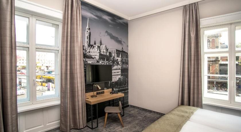 T62 Hotel 24