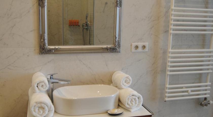 Zoya Luxury Residence 4