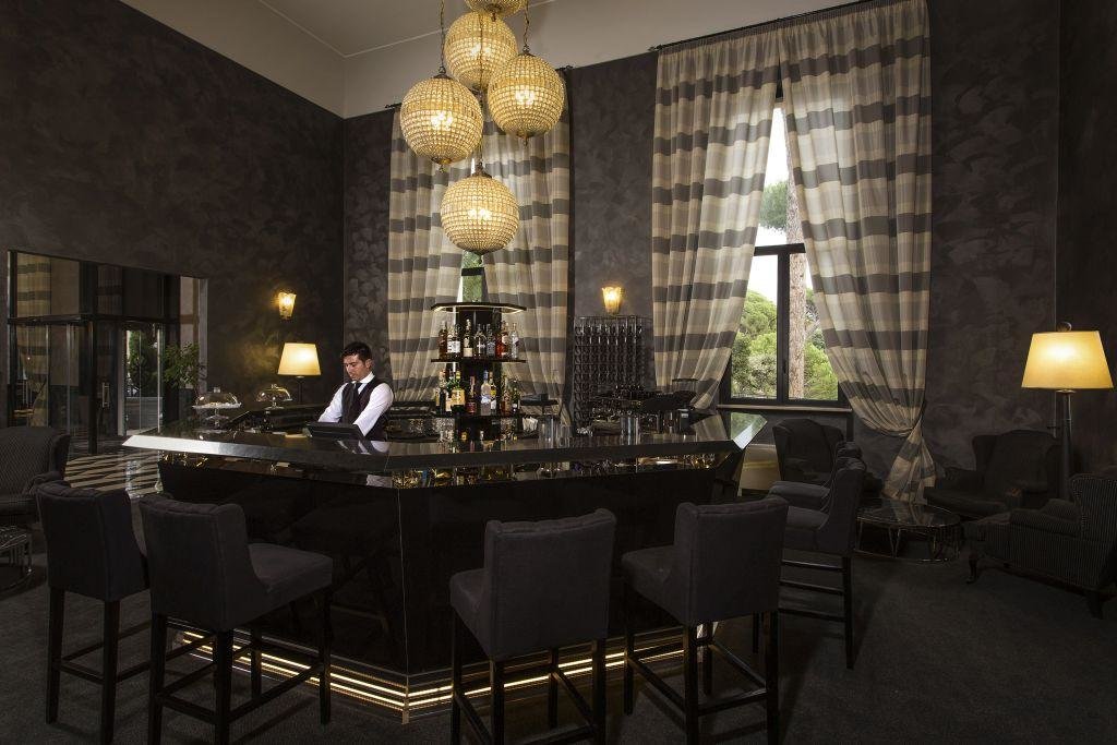 TH Roma - Carpegna Palace 10