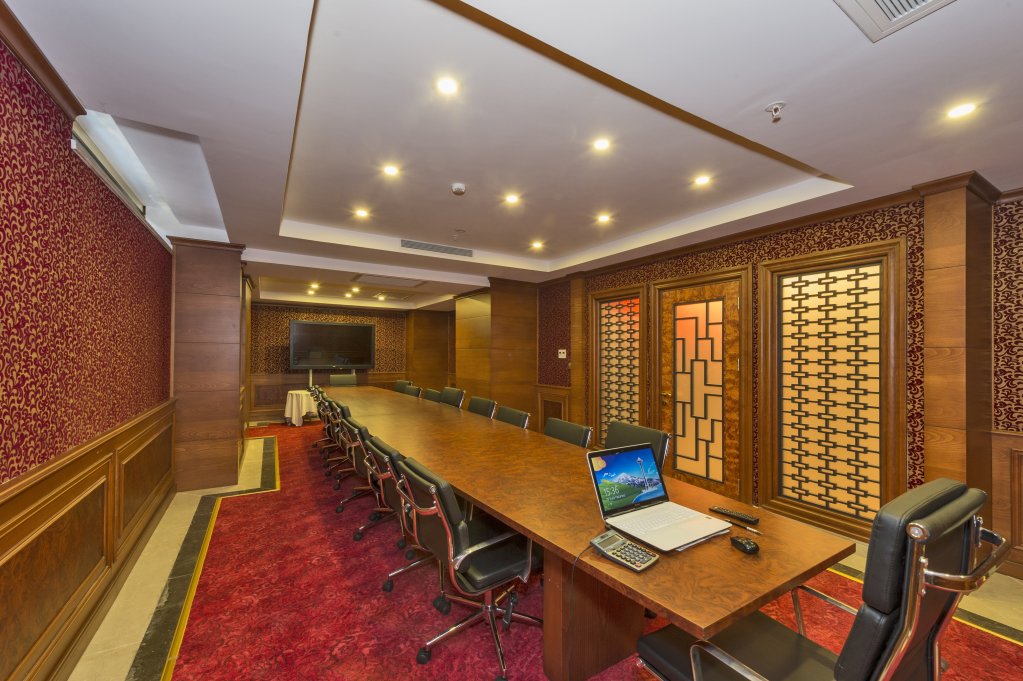 Glorious Hotel 10
