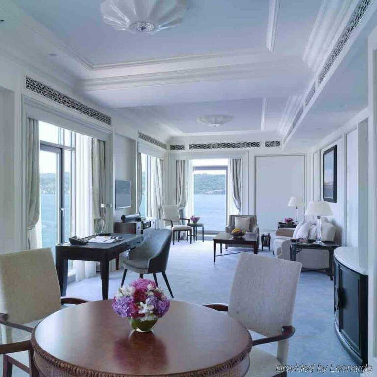 Shangri-La Bosphorus, Istanbul 4