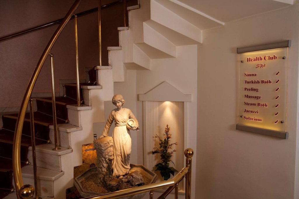 Yigitalp Hotel 12