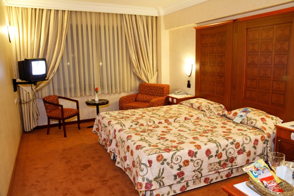 Yigitalp Hotel 4