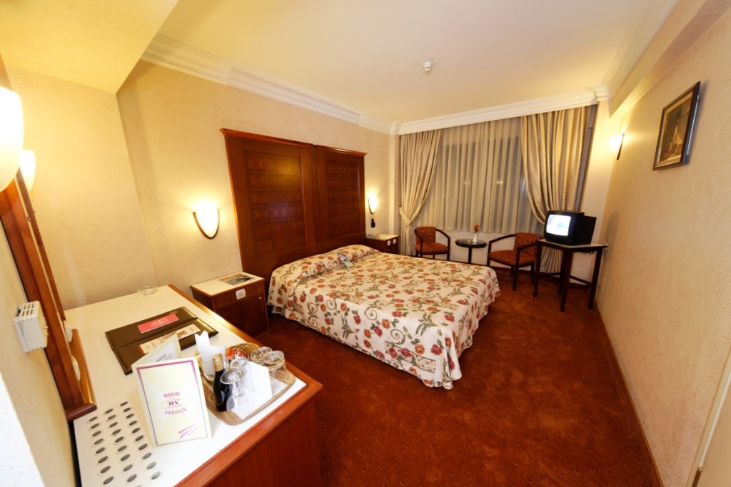 Yigitalp Hotel 5