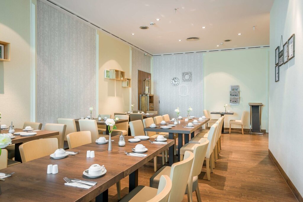 Novum Hotel Madison Düsseldorf Hauptbahnhof 10