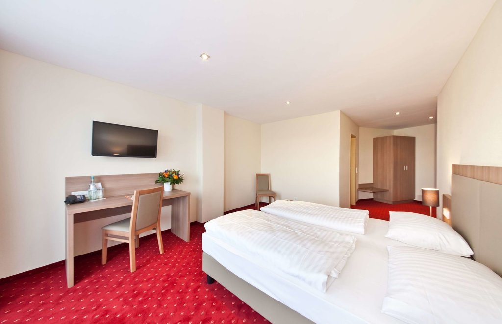 Novum Hotel Madison Düsseldorf Hauptbahnhof 11