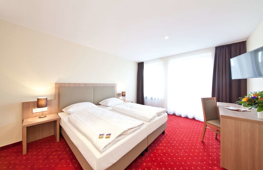 Novum Hotel Madison Düsseldorf Hauptbahnhof 12