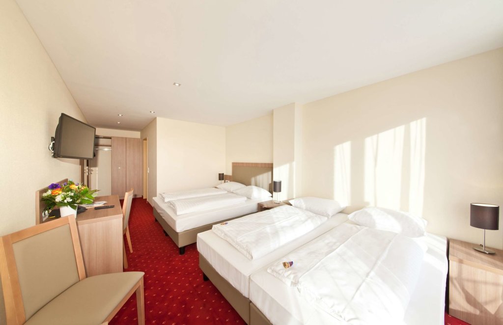 Novum Hotel Madison Düsseldorf Hauptbahnhof 8