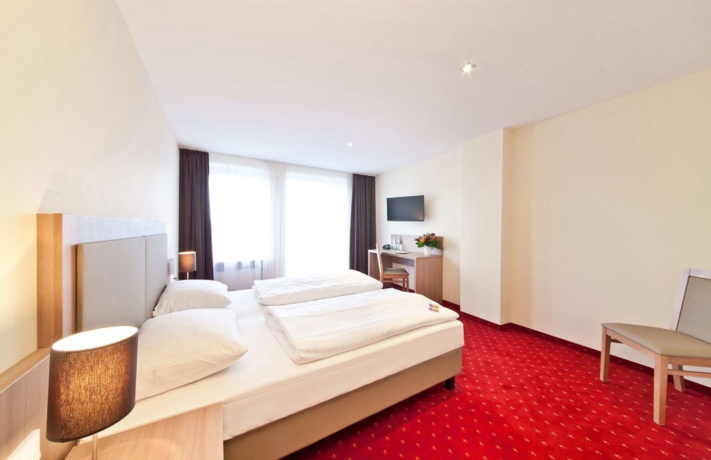 Novum Hotel Madison Düsseldorf Hauptbahnhof 9