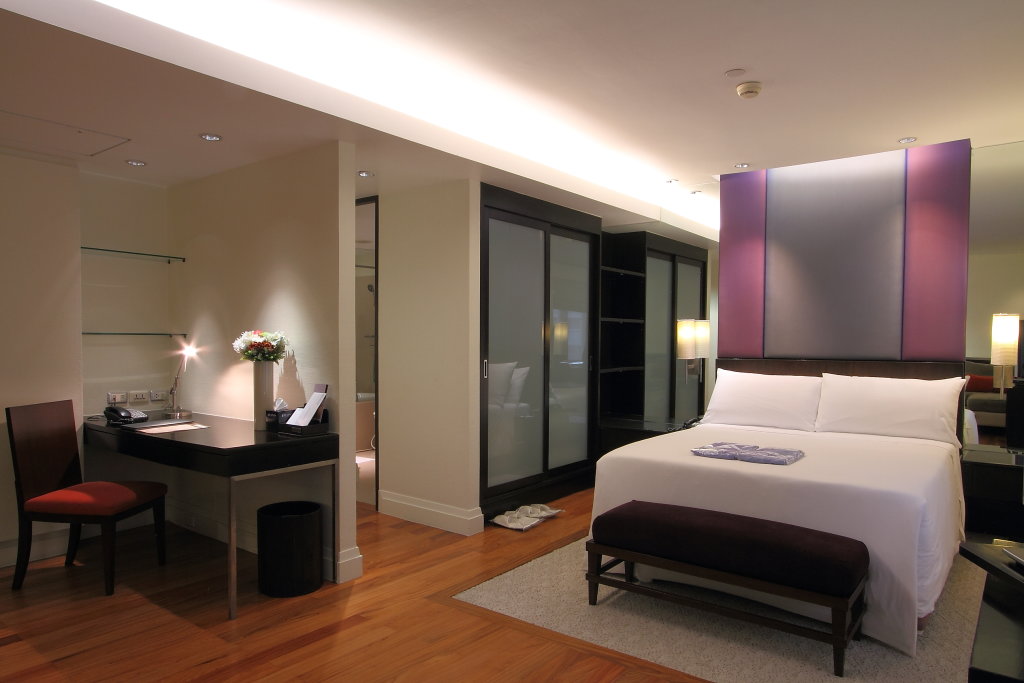 Siri Sathorn Bangkok by UHG 15