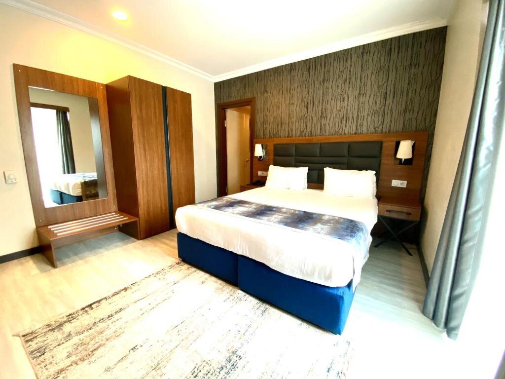 The Bostanci Hotel 5