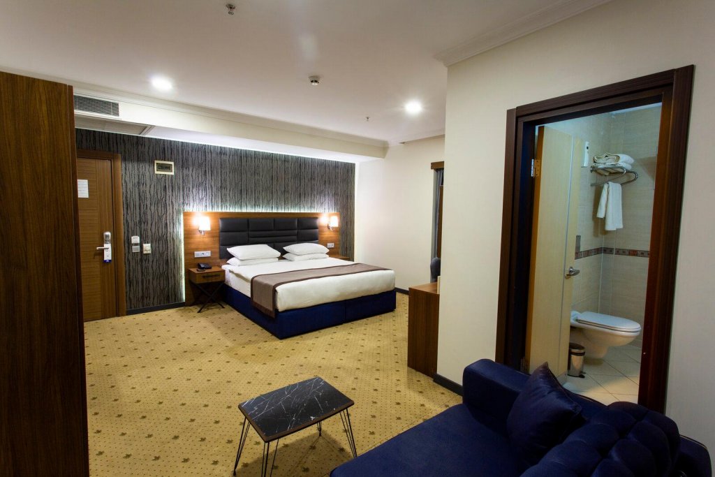 The Bostanci Hotel 7