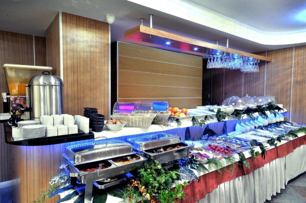 Rhiss Hotel Bostanci 13