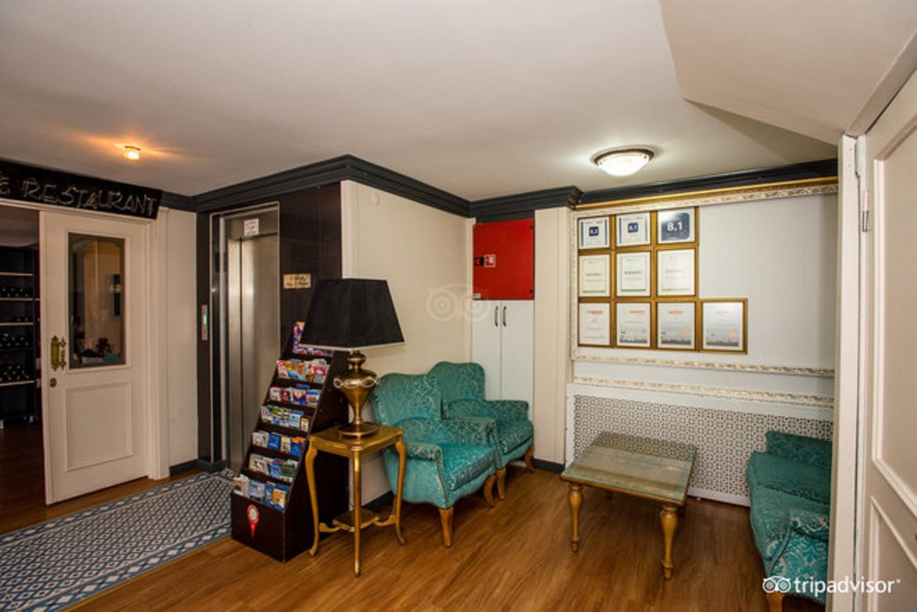 Hotel Agan 4