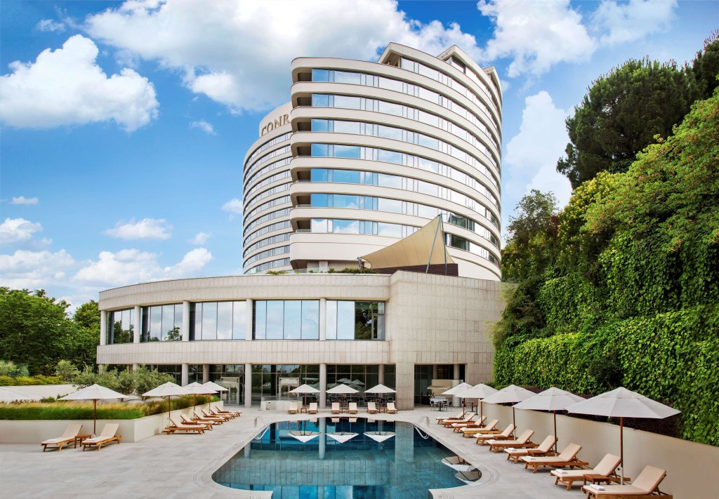 Conrad Istanbul Bosphorus 1