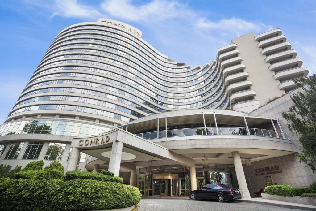 Conrad Istanbul Bosphorus 19