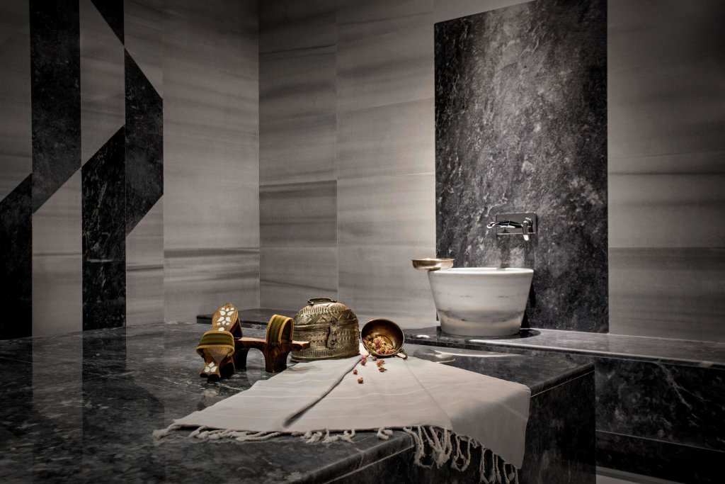 Conrad Istanbul Bosphorus 9