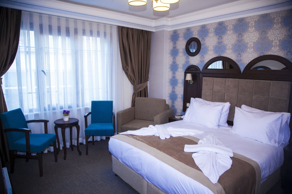 Golden Pen Hotel 6