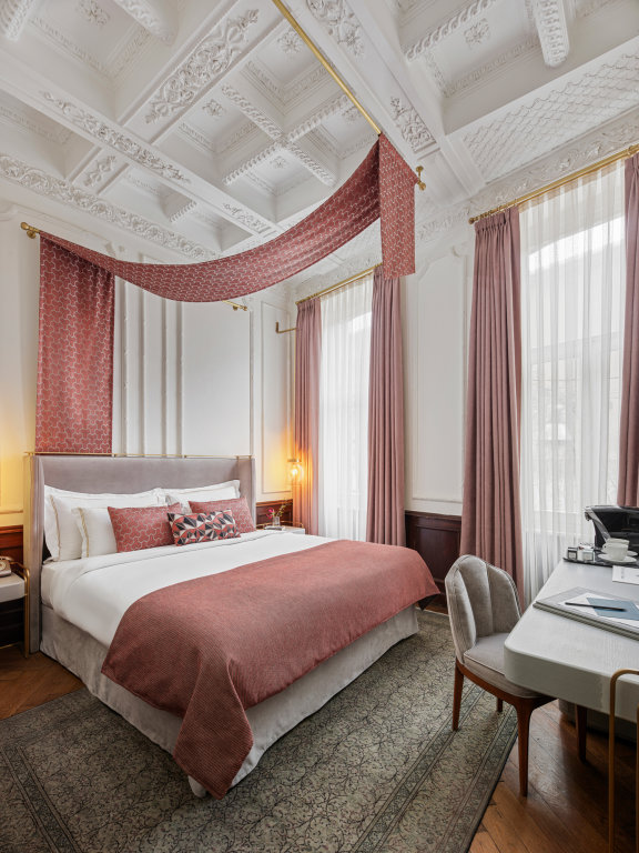 Mr CAS Hotels - Special Class 16