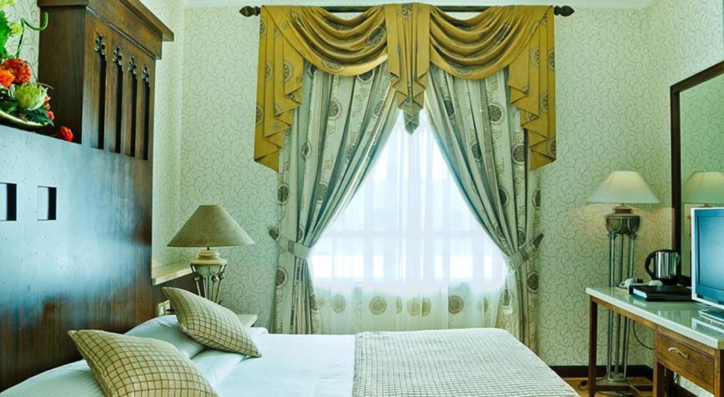 Sea View Hotel 14