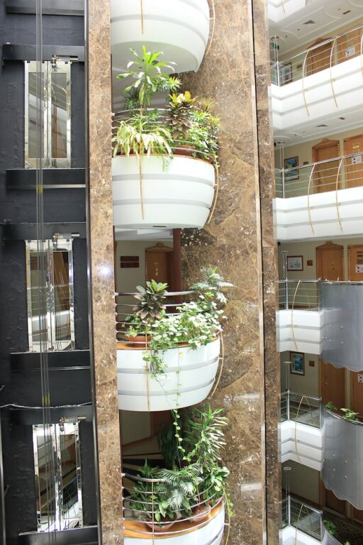 Sea View Hotel 4