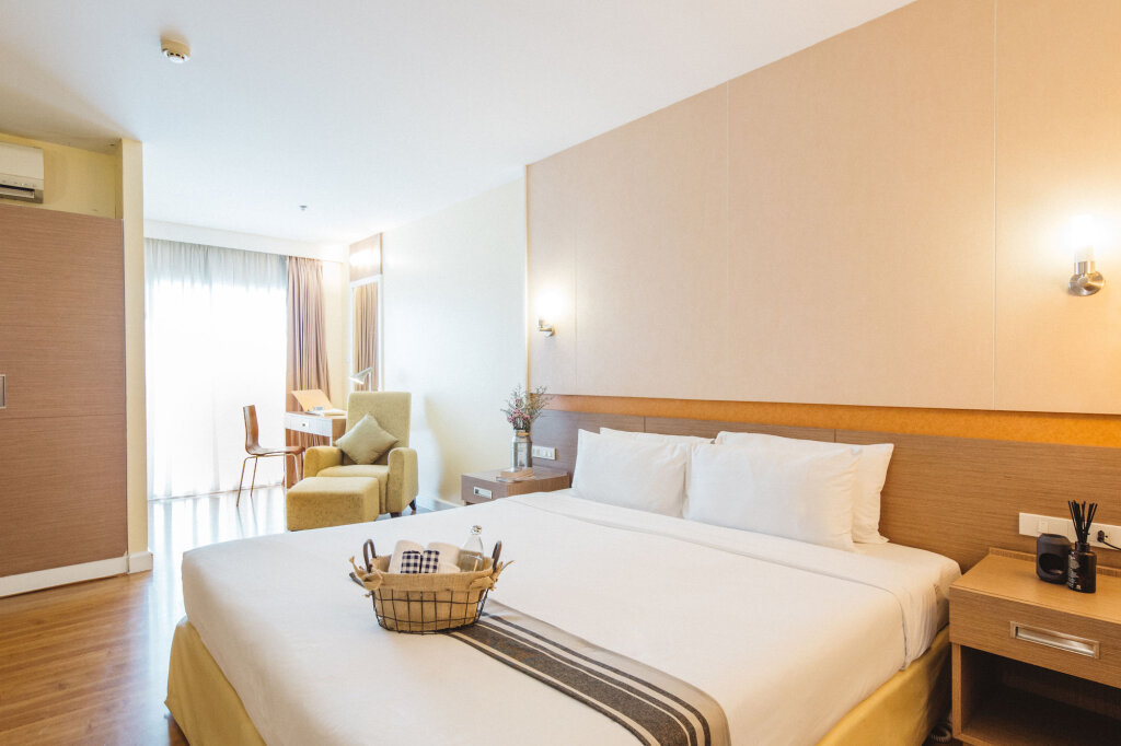 Clef Hotel 2