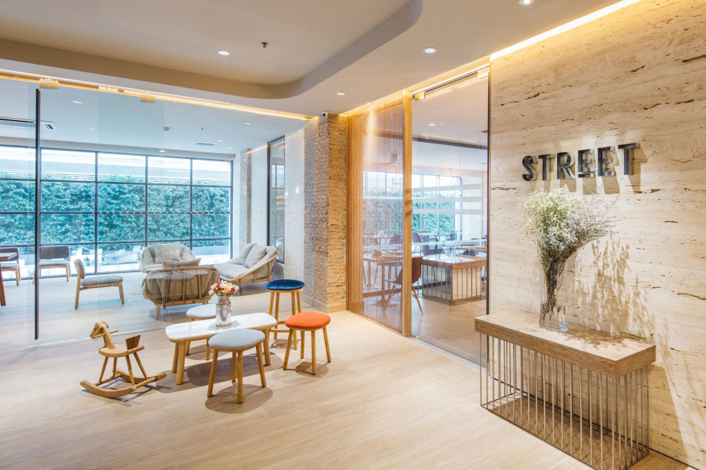 Clef Hotel 4