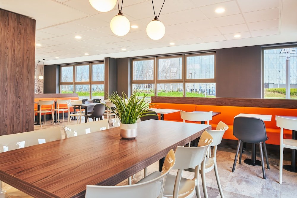 easyHotel Paris Charles de Gaulle 15