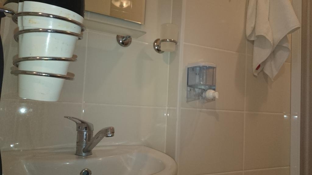 Puffin Suite 10