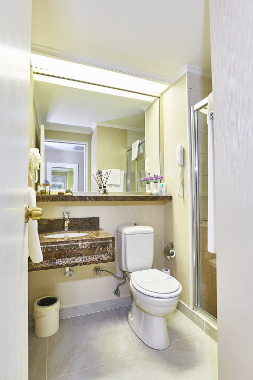 Seres Hotel 18