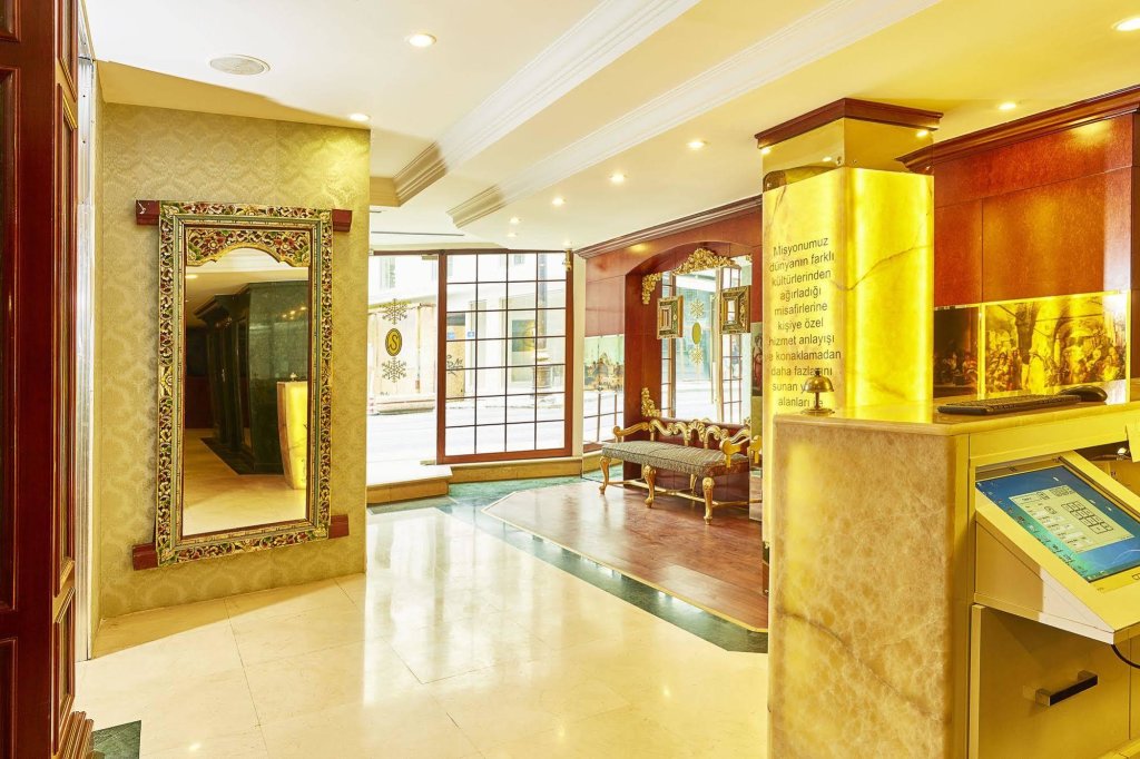 Seres Hotel 9