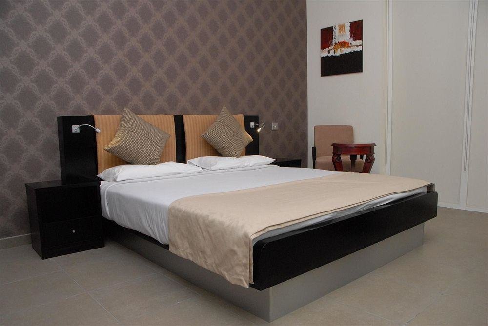 Royal Ascot Hotel 7