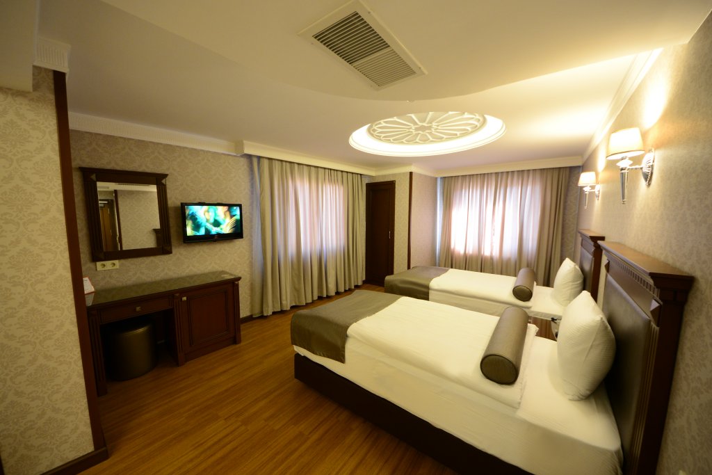 Grand Bazaar Hotel 11