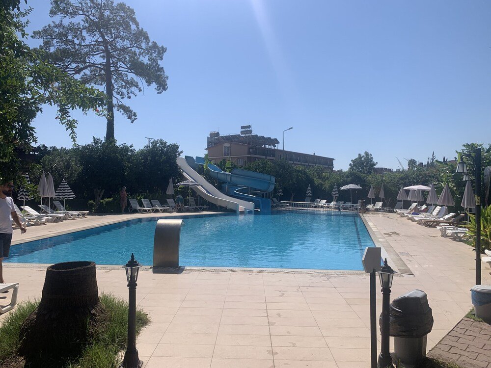 Belcan Hotel 8