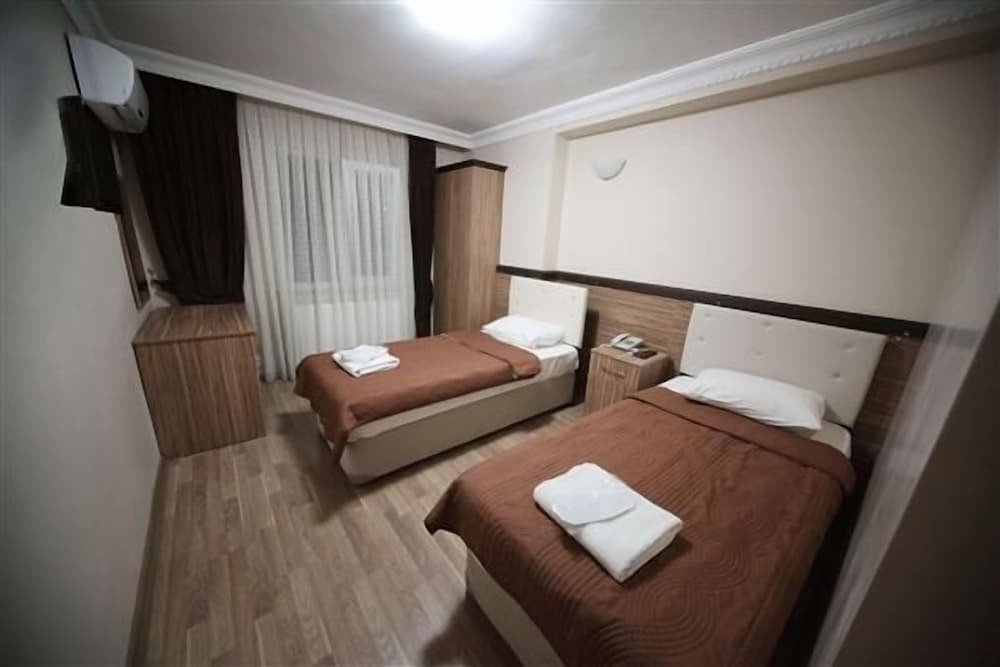Simper Hotel 11