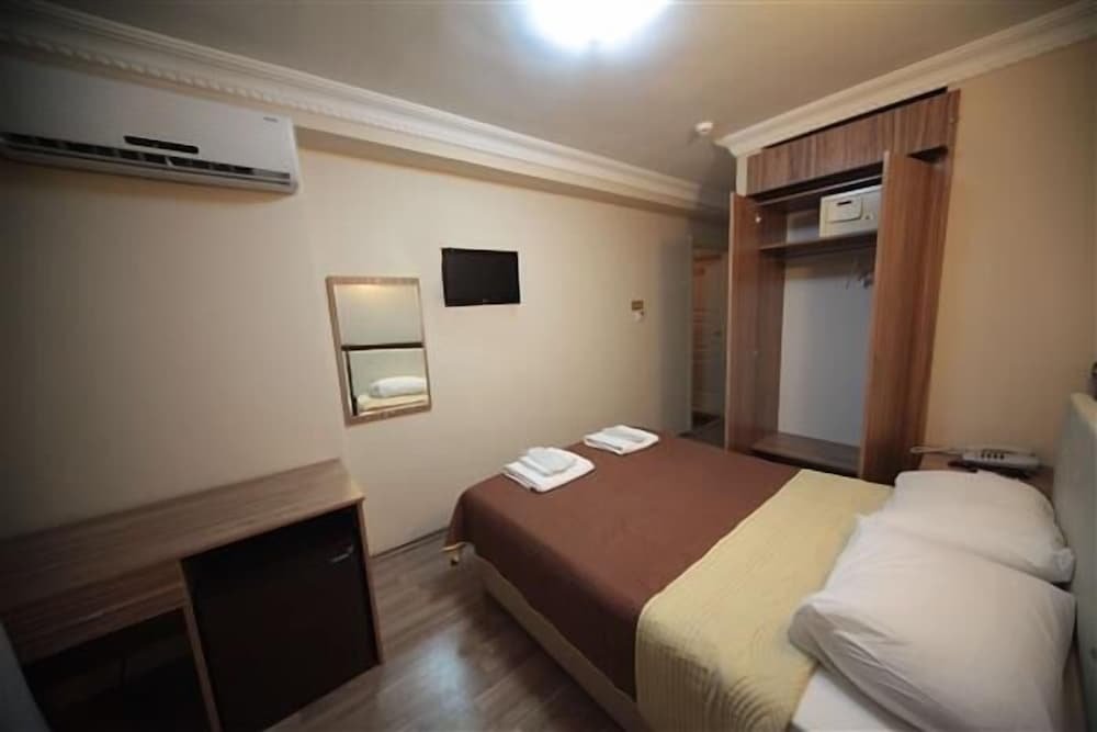 Simper Hotel 13