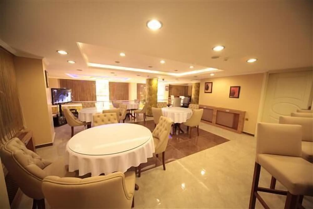 Simper Hotel 2