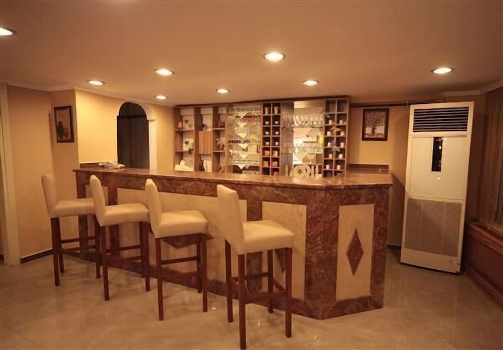 Simper Hotel 3