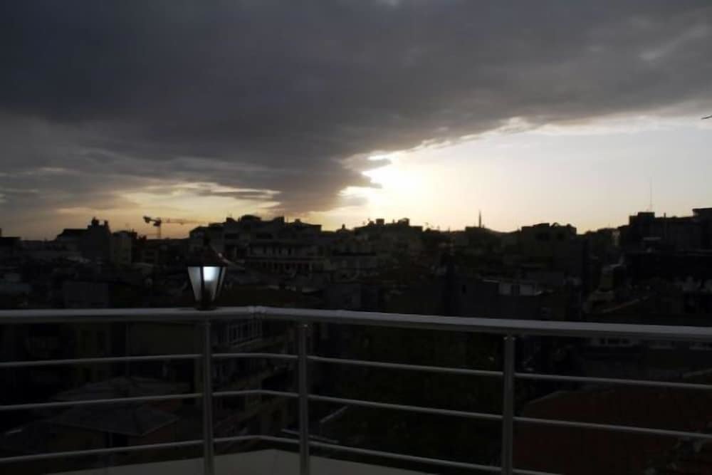 Simper Hotel 7