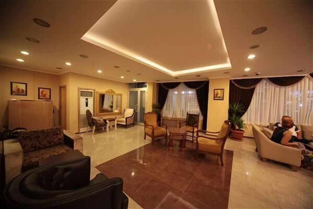 Simper Hotel 8