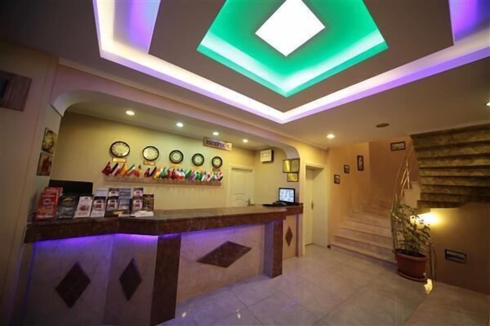 Simper Hotel 9