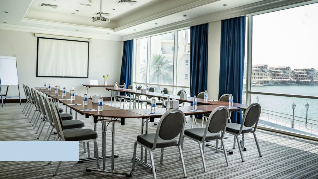 Copthorne Lakeview Hotel, Green Community 16