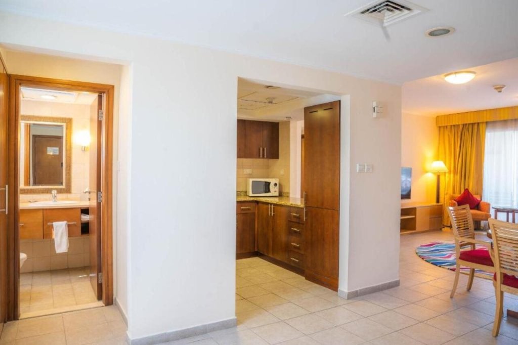 Copthorne Lakeview Hotel, Green Community 3