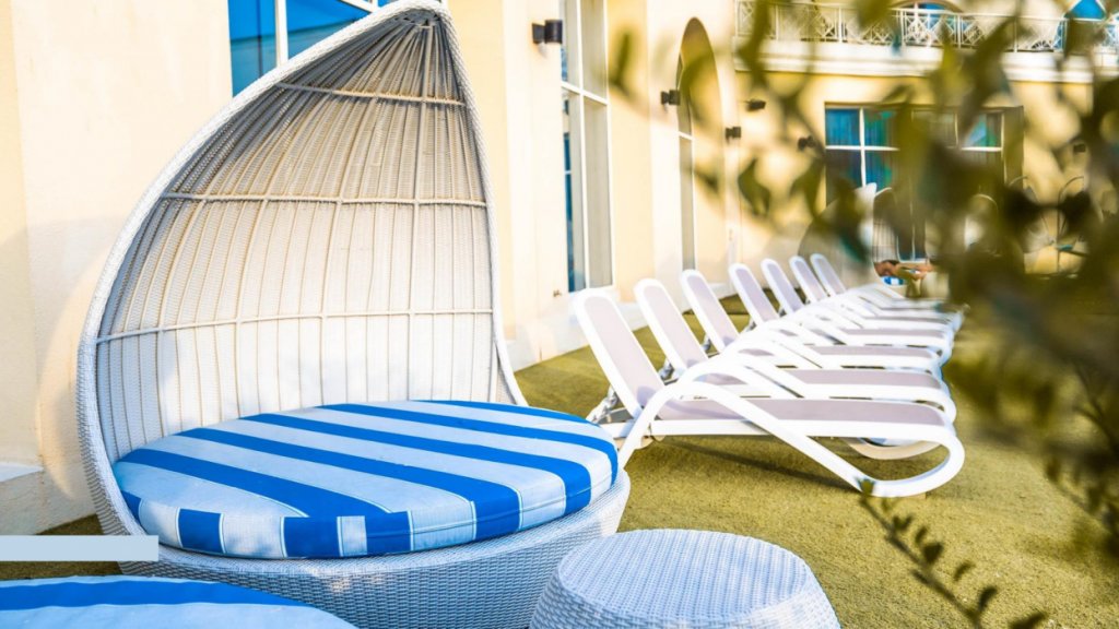 Copthorne Lakeview Hotel, Green Community 6