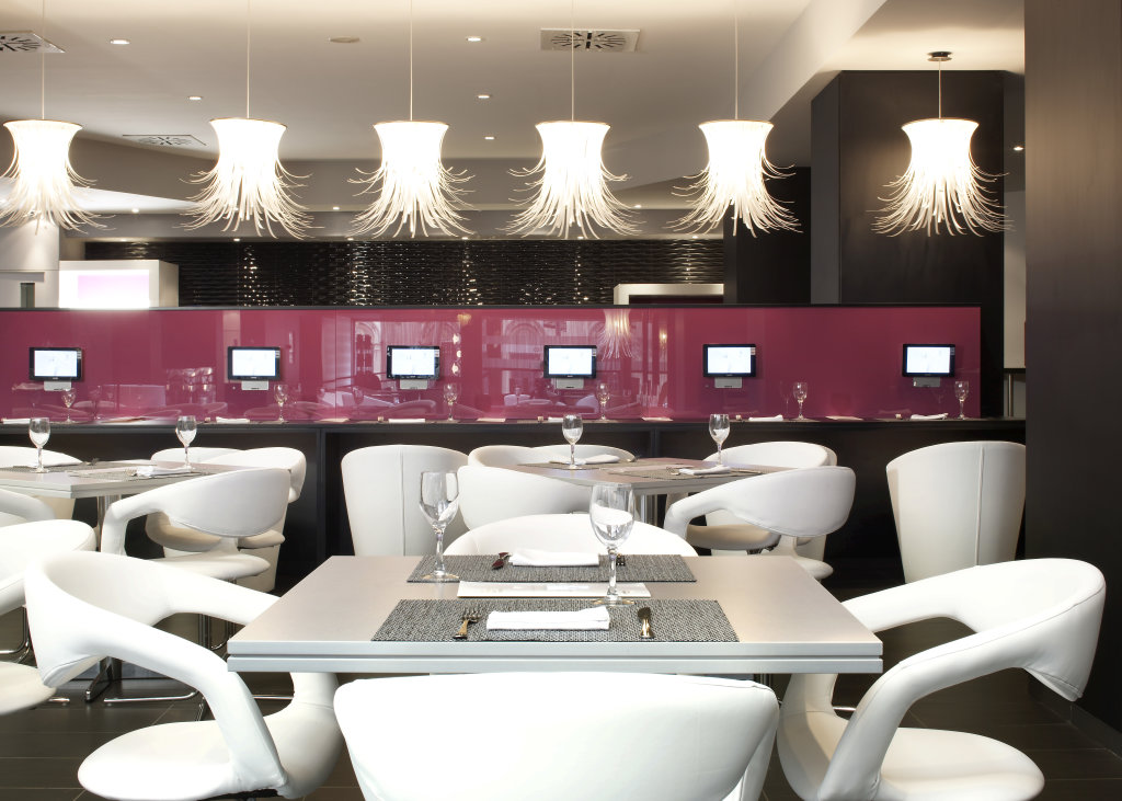 Hotel ILUNION Bel Art 14