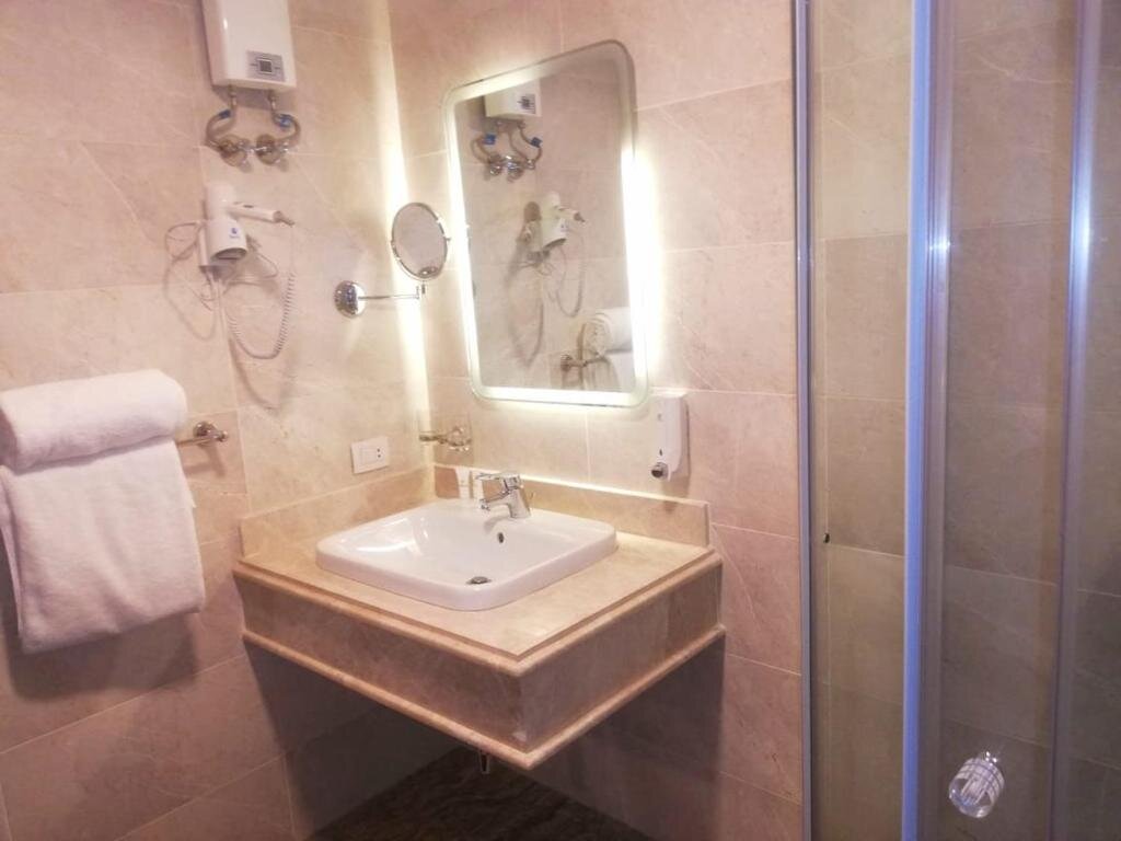 Jewel Al Nasr Hotel & Apartments 8